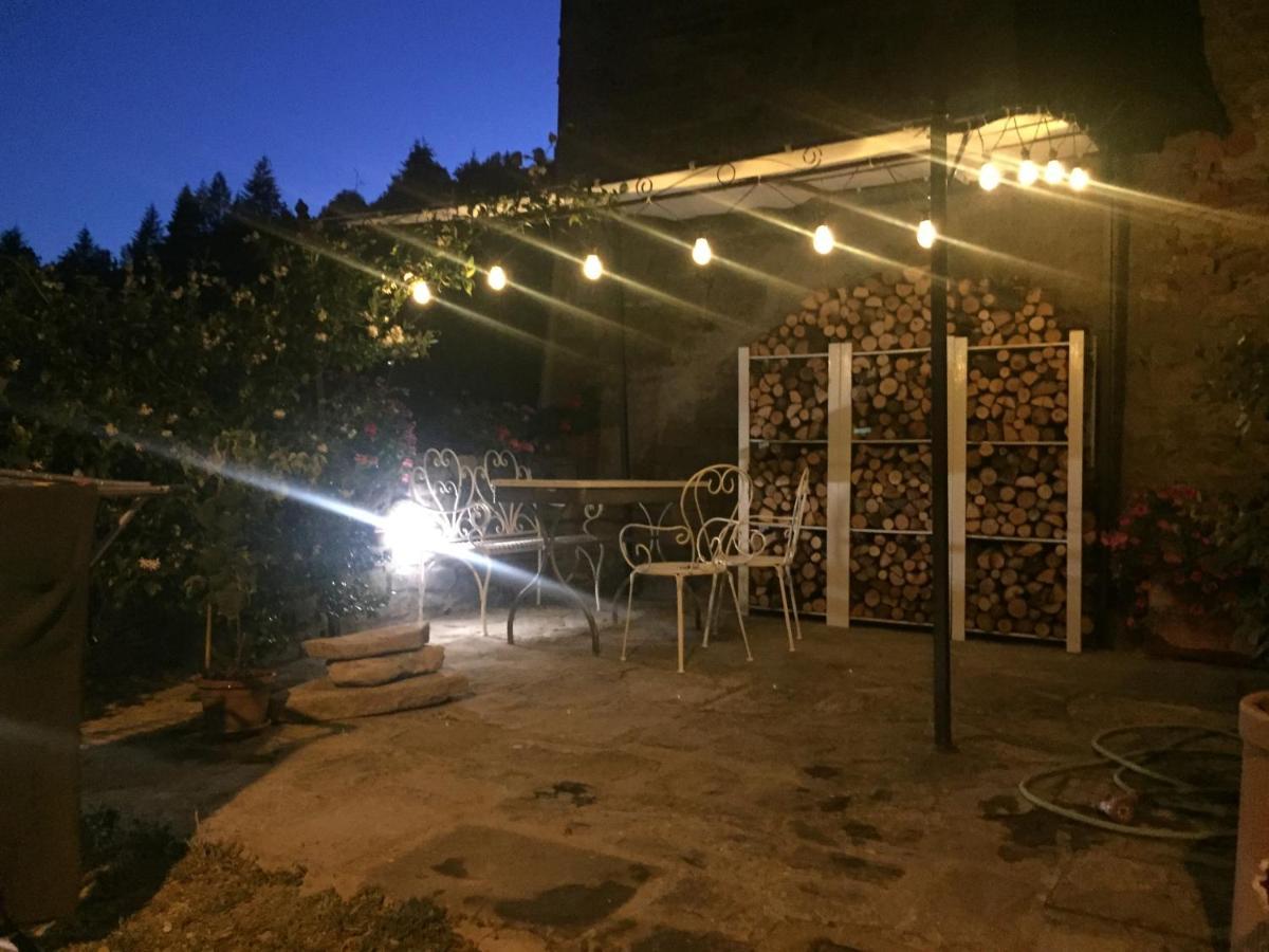 Ferienwohnung Castello Di Urbech Pratovecchio Exterior foto