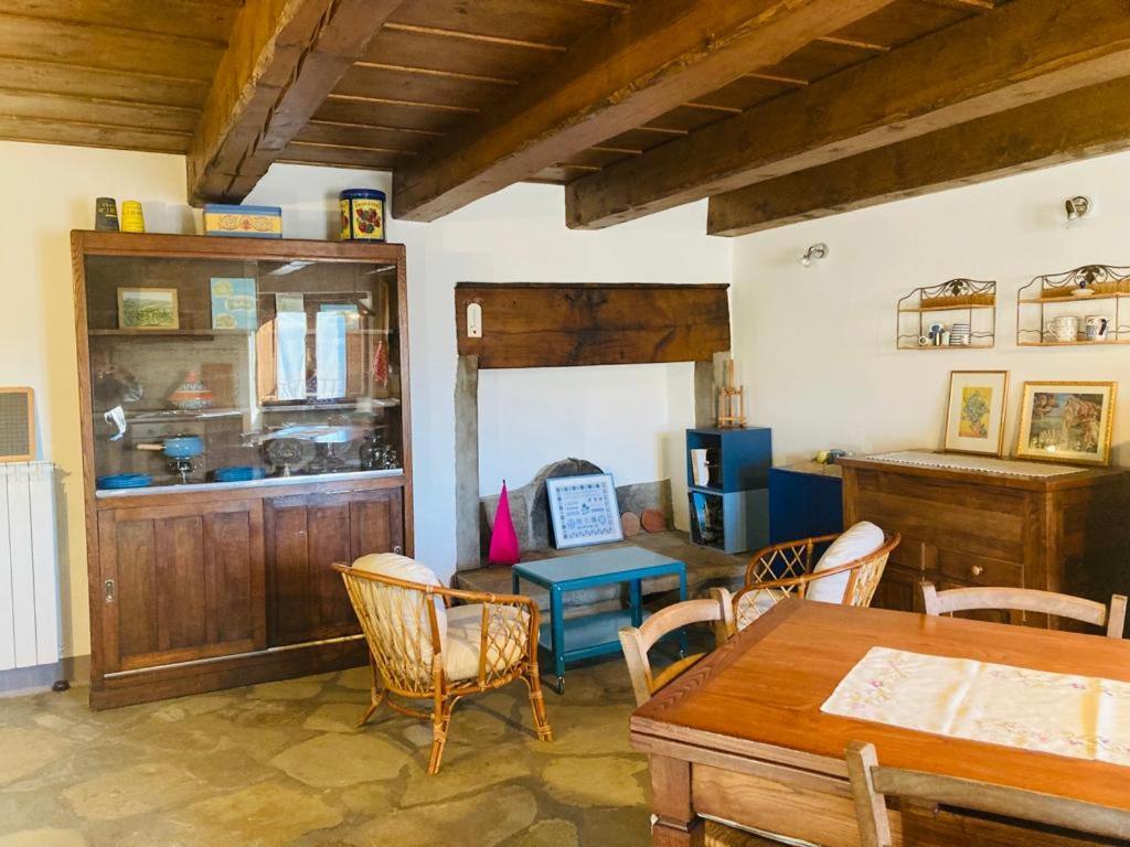 Ferienwohnung Castello Di Urbech Pratovecchio Exterior foto